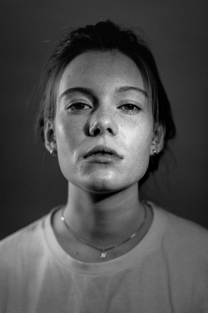 Schwarz-Weiß Portraits von Nina